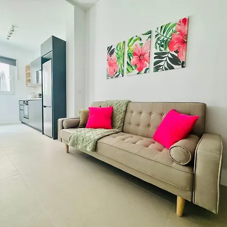 Planas 3 Designer Aparment With Terraza In Ruzafa Soho * Valencia