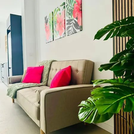 Planas 3 Designer Aparment With Terraza In Ruzafa Soho Valencia